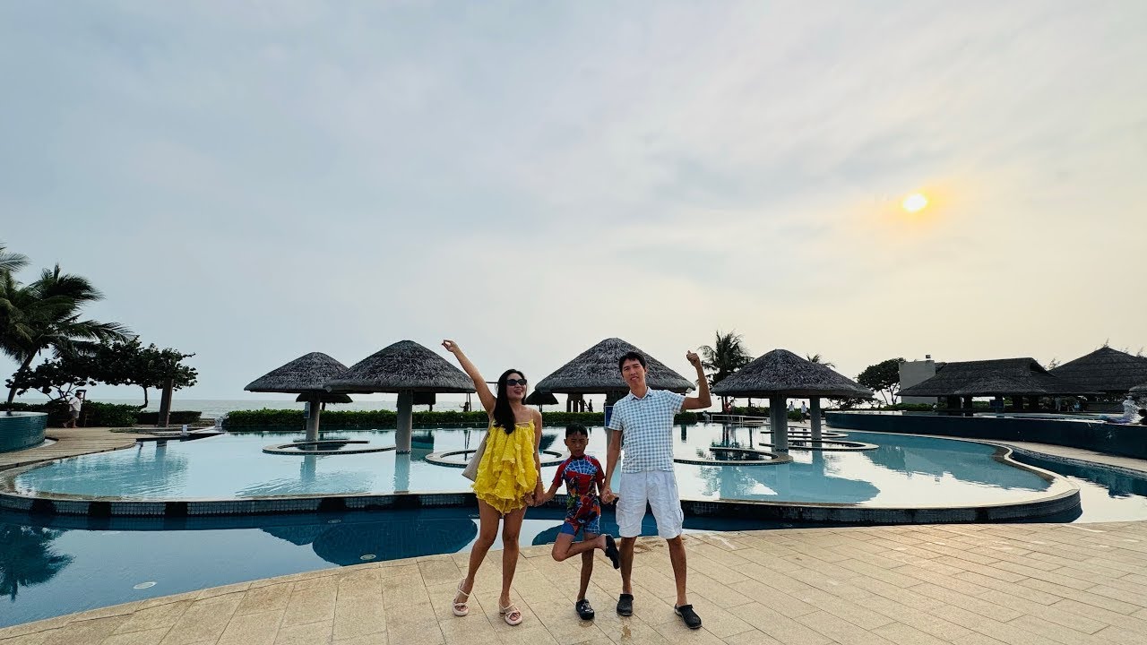 Vietsovpetro Hồ Tràm Beach Resort & Spa. Bất ngờ với phòng rộng rãi, hồ bơi nhiều và đẹp 😍