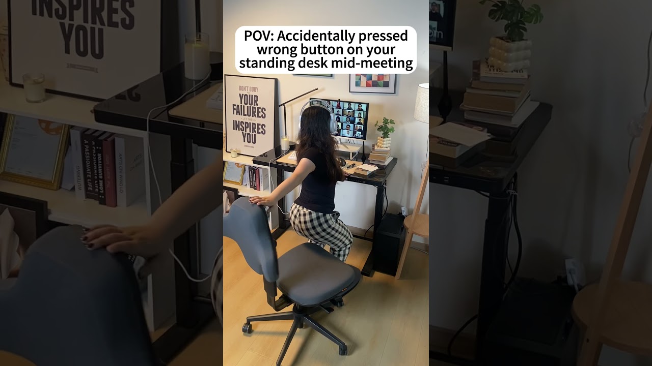 Accidentally pressed the wrong button during an online meeting...