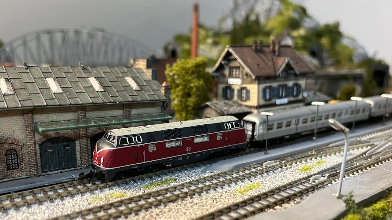 My (highly) modified Noch Cortina Z Layout