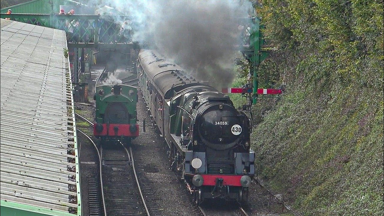 Pacifics Star at Mid Hants Railway Autumn Steam Gala. 05/10/25