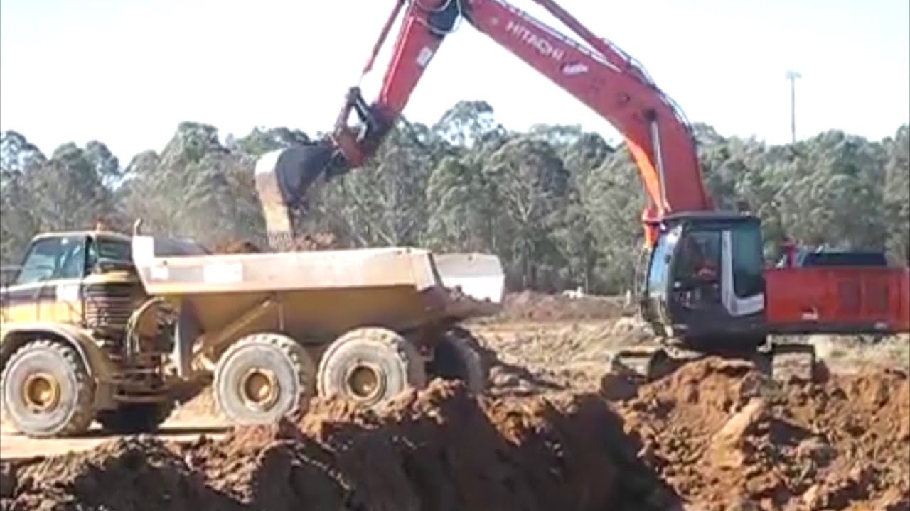 Hitachi ZX 350 H
