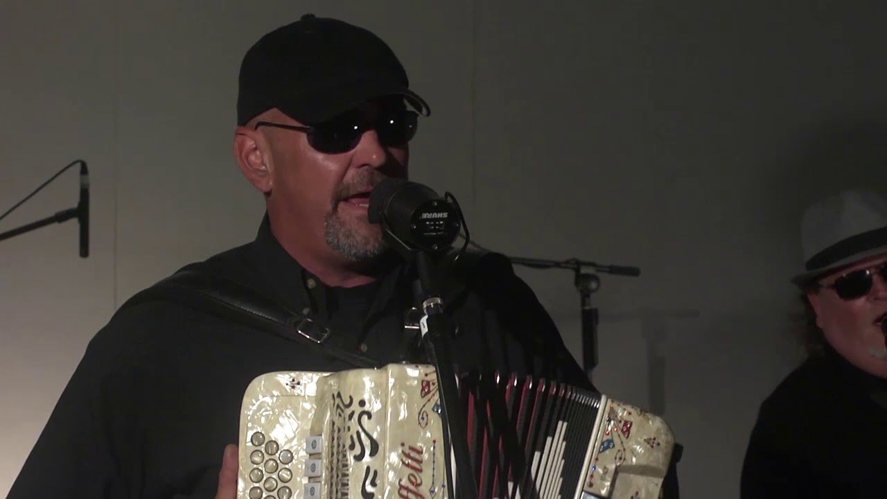 Horace Trahan & the Ossun Express 