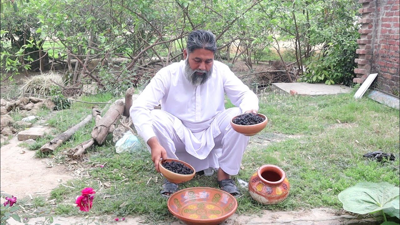Mulberry Jam | Black Mulberry Jam | Kale  Shahtoot Ka Jam | Mubarak Ali
