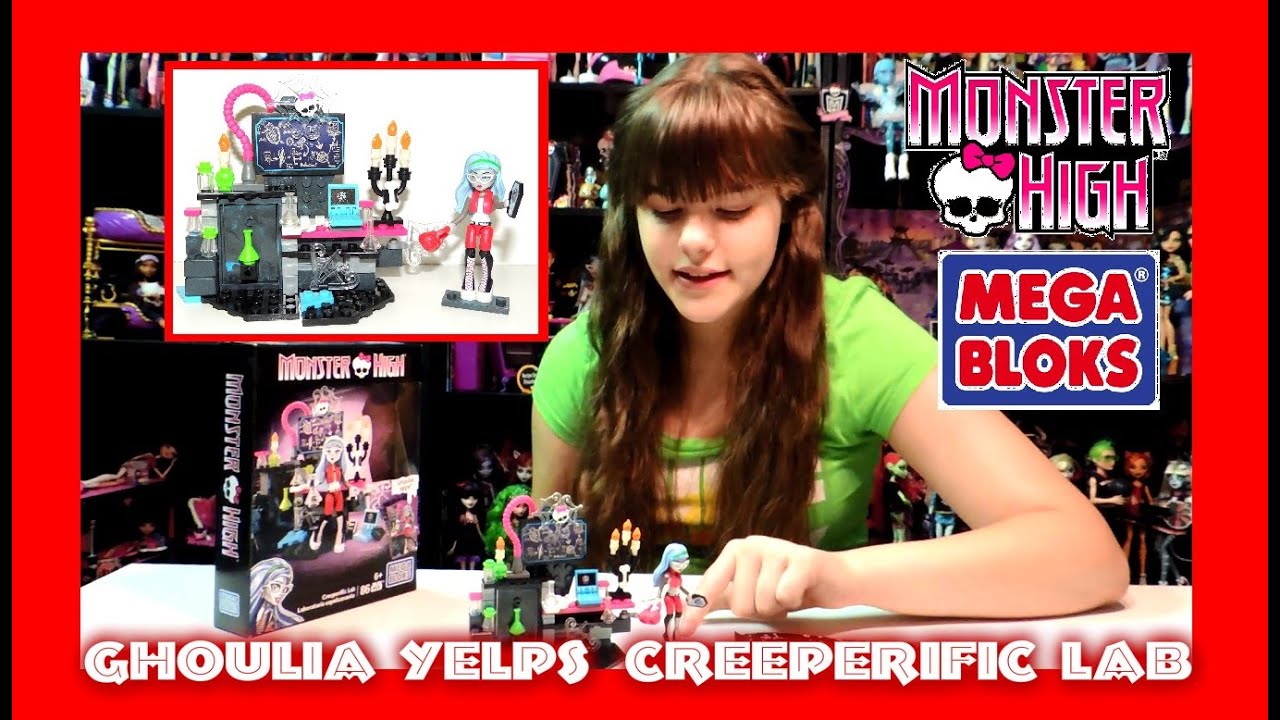 Monster High Mega Bloks Ghoulia Yelps Creeperific Lab Review by WookieWarrior23