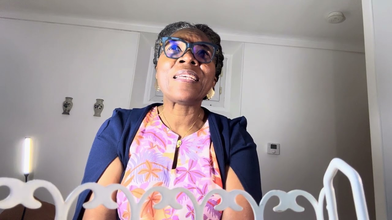 Karine le Marchand voulait -elle faire parler d’elle?