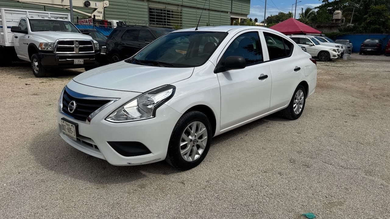 Nissan Versa Sense 2022