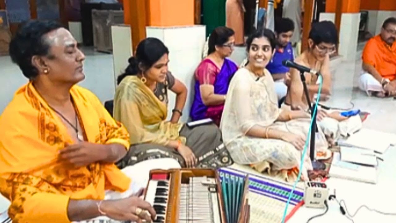 Beautiful Bhajan - VENKATACHALA NILAYAM - Sindhubhairavi- Palakkad Pudugramam Bhajanotsavam