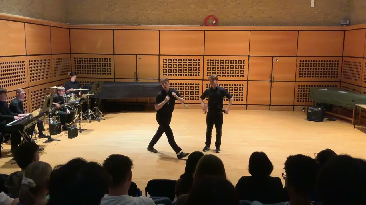 New York - Two Strangers (Carry A Cake Across New York) (Musicality's Welcome Showcase 2024)