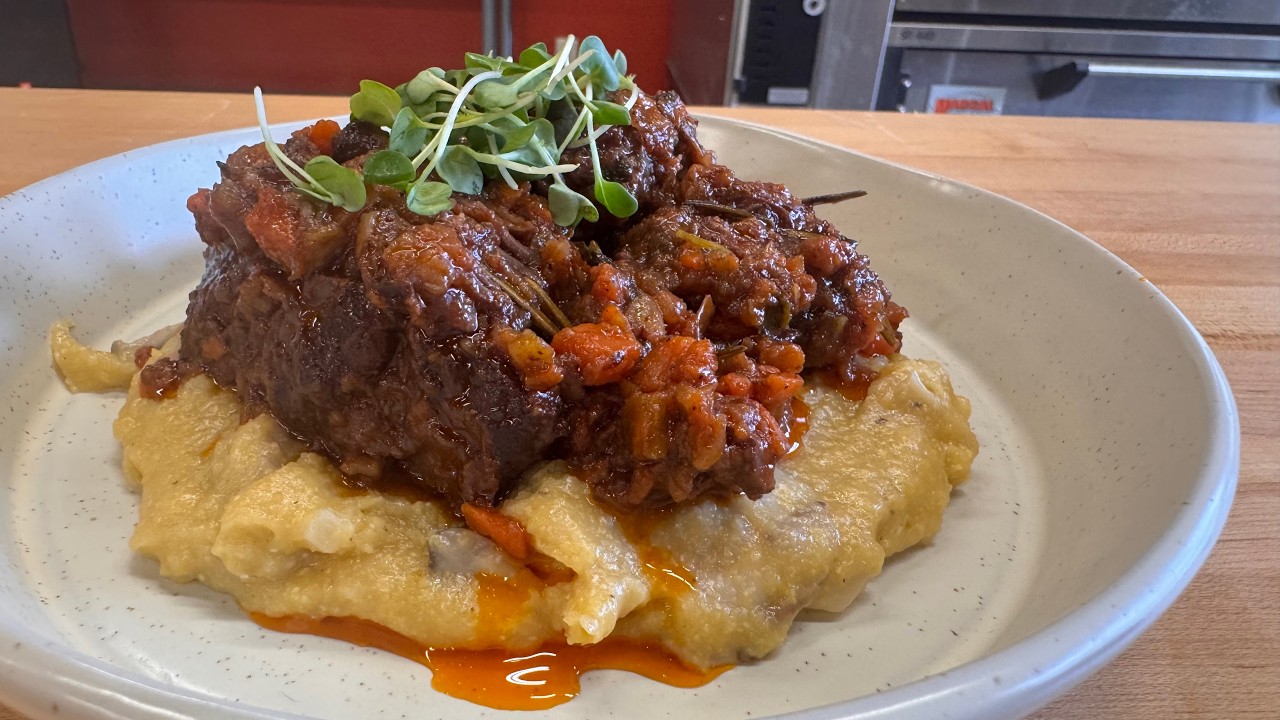 Smoked Short Ribs with Mushroom Polenta - Firex Cucimix