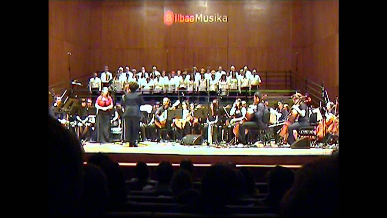 BilbaoMusika 25 aniversario Palacio Euskalduna coro adultos Don Gil de Alcal&aacute;.wmv