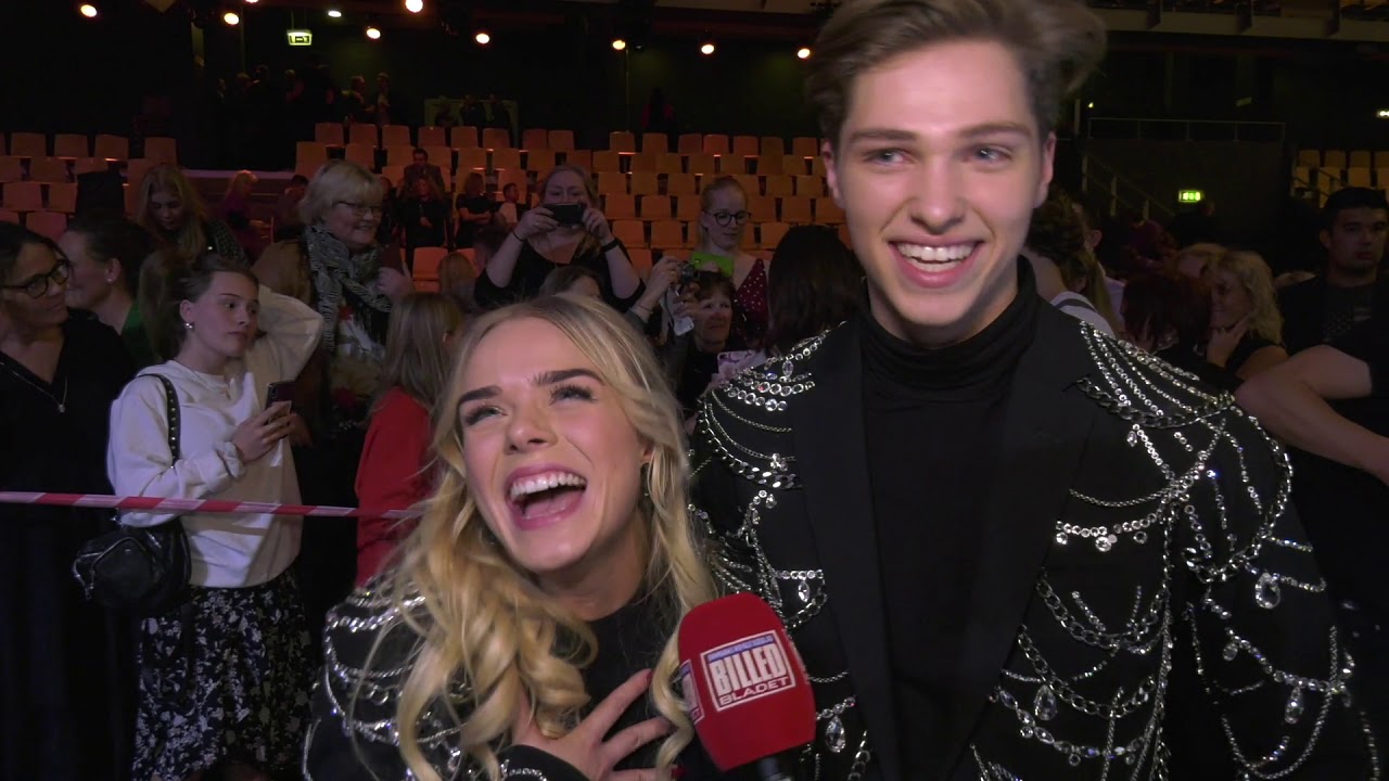 Oscar Bjerrehuus og Asta strålede af lykke til efterfesten
