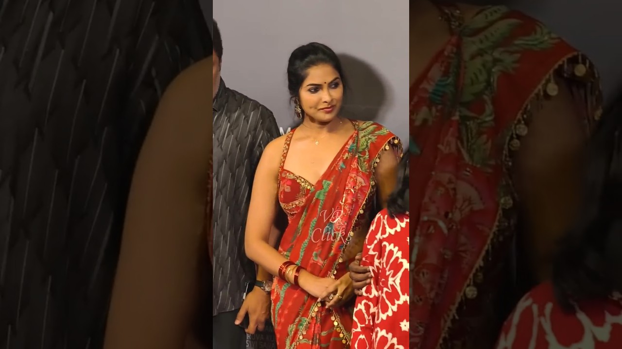 Actress Divi Latest STUNNING Visuals #tollywoodactress #shorts #ytshorts