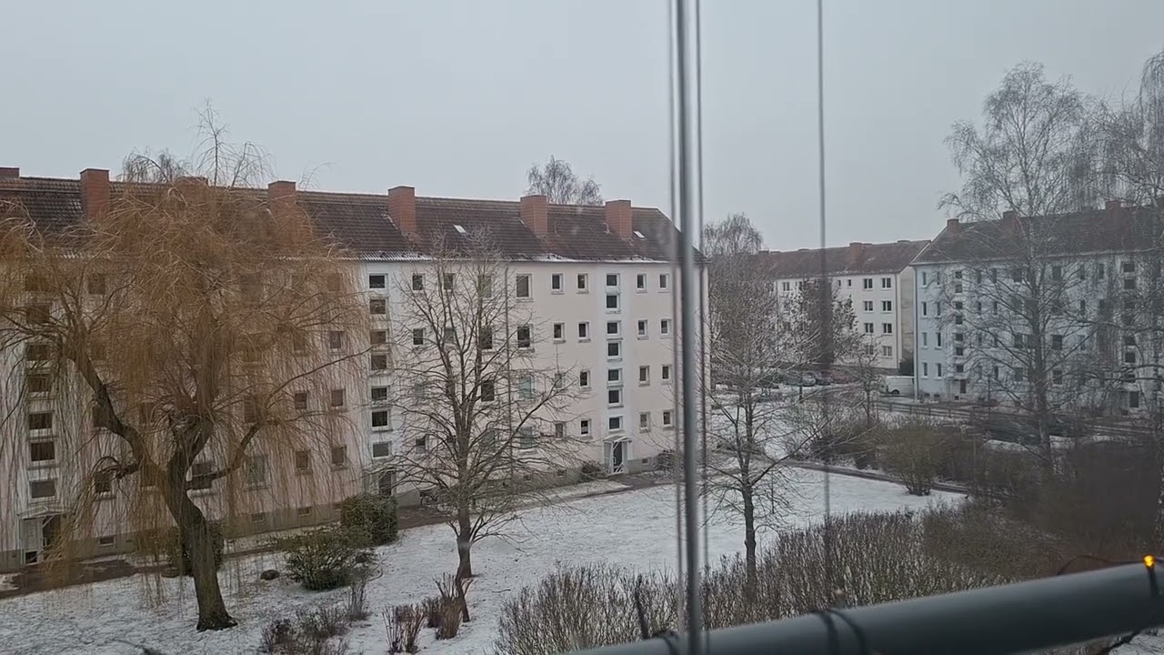 Gedanken  beim Blick  aus dem Fenster 
