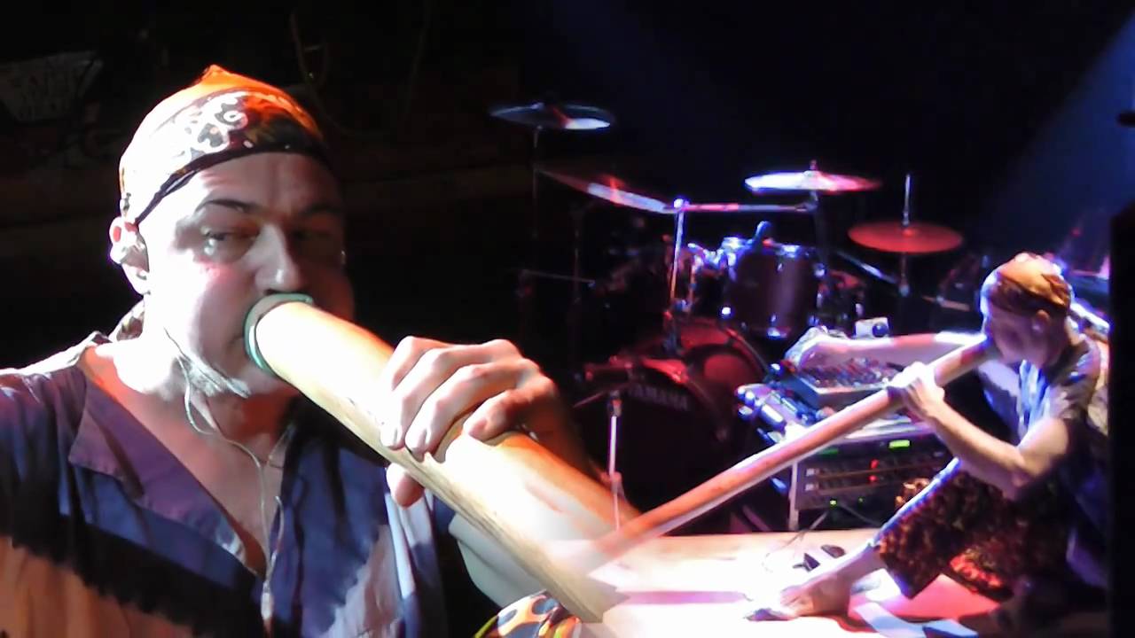 Didg Solo / Made Ya Mine - Dr. Didg live at The 8x10, Baltimore, MD