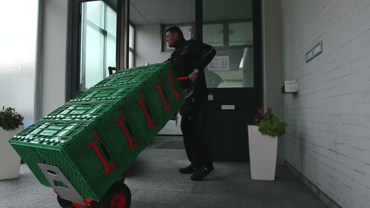 CargoMaster C120 - Delivery