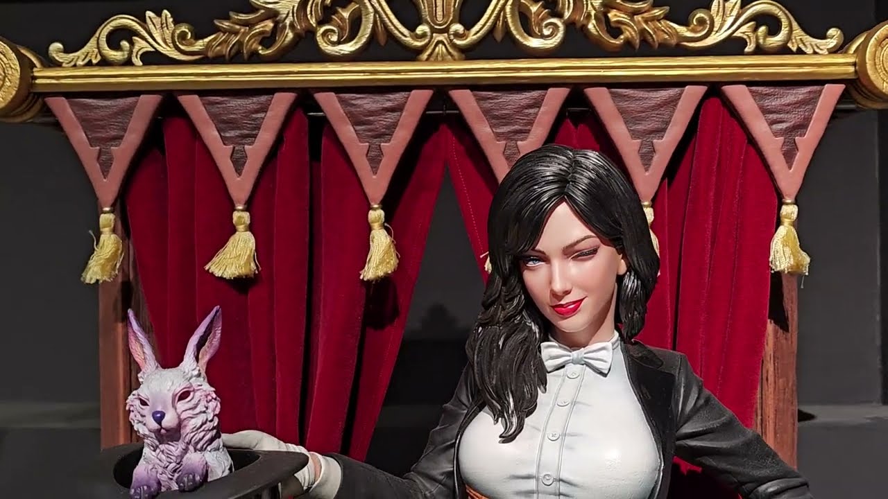 🌟 Gallery Statue Tour: Inside Thailand's Dojo Store!