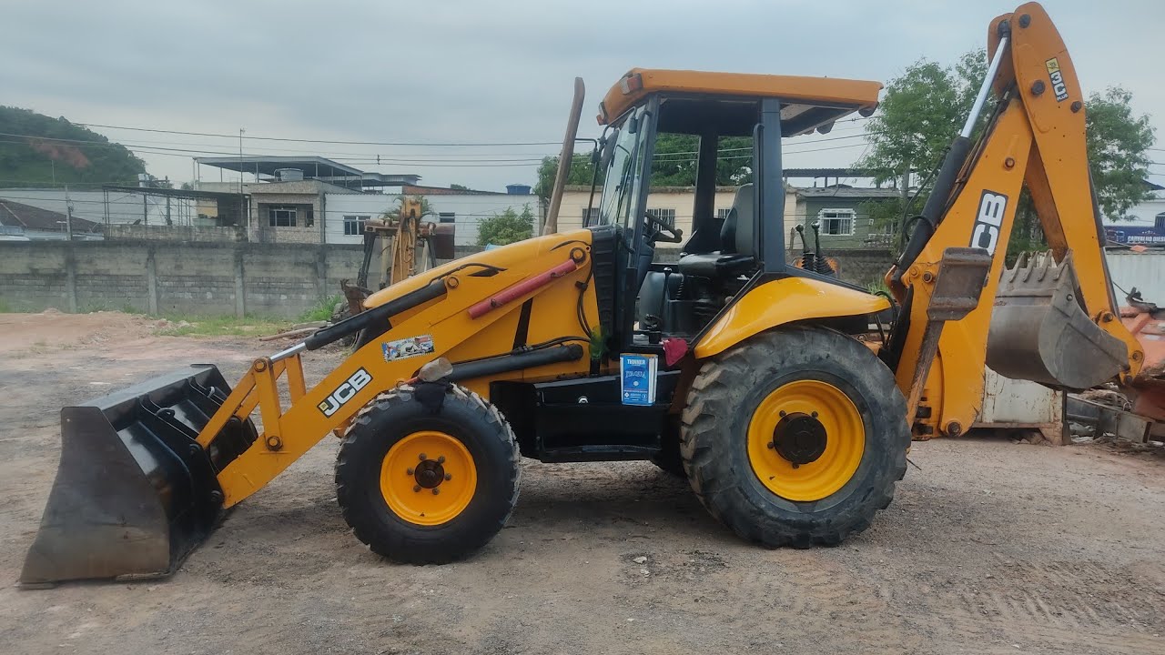 Posição correta para verificar o nível do tanque do hidráulico da retro escavadeira jcb 3c