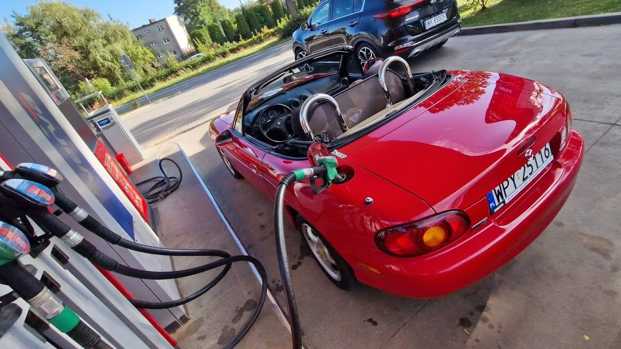 Frajda za p&oacute;ł darmo - Mazda MX-5 Miata 1.6 nb 