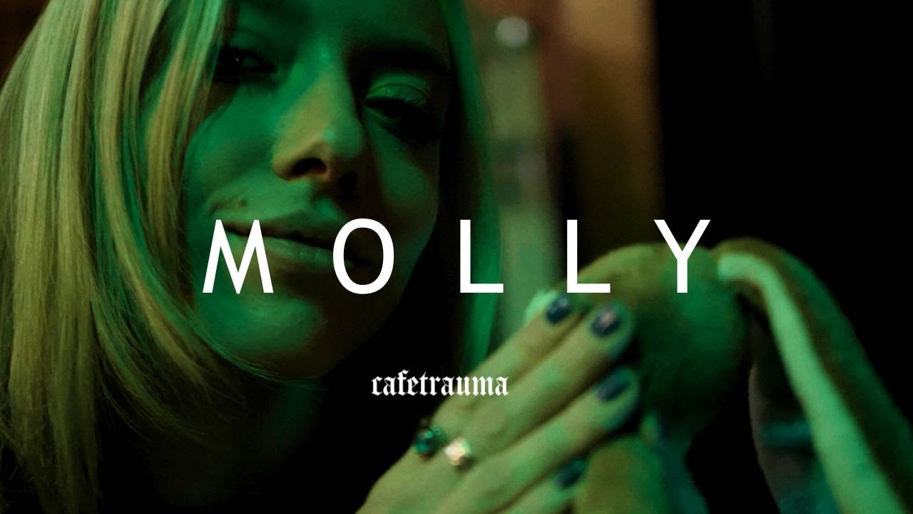 cafetrauma - molly