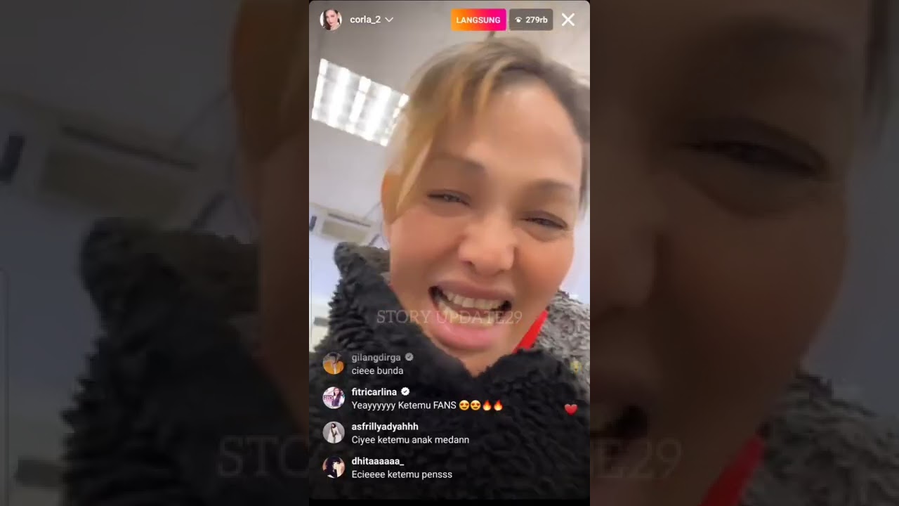 BUNDA CORLA MARAH MARAH DI SUPERMARKET KARNA KACAMATANYA