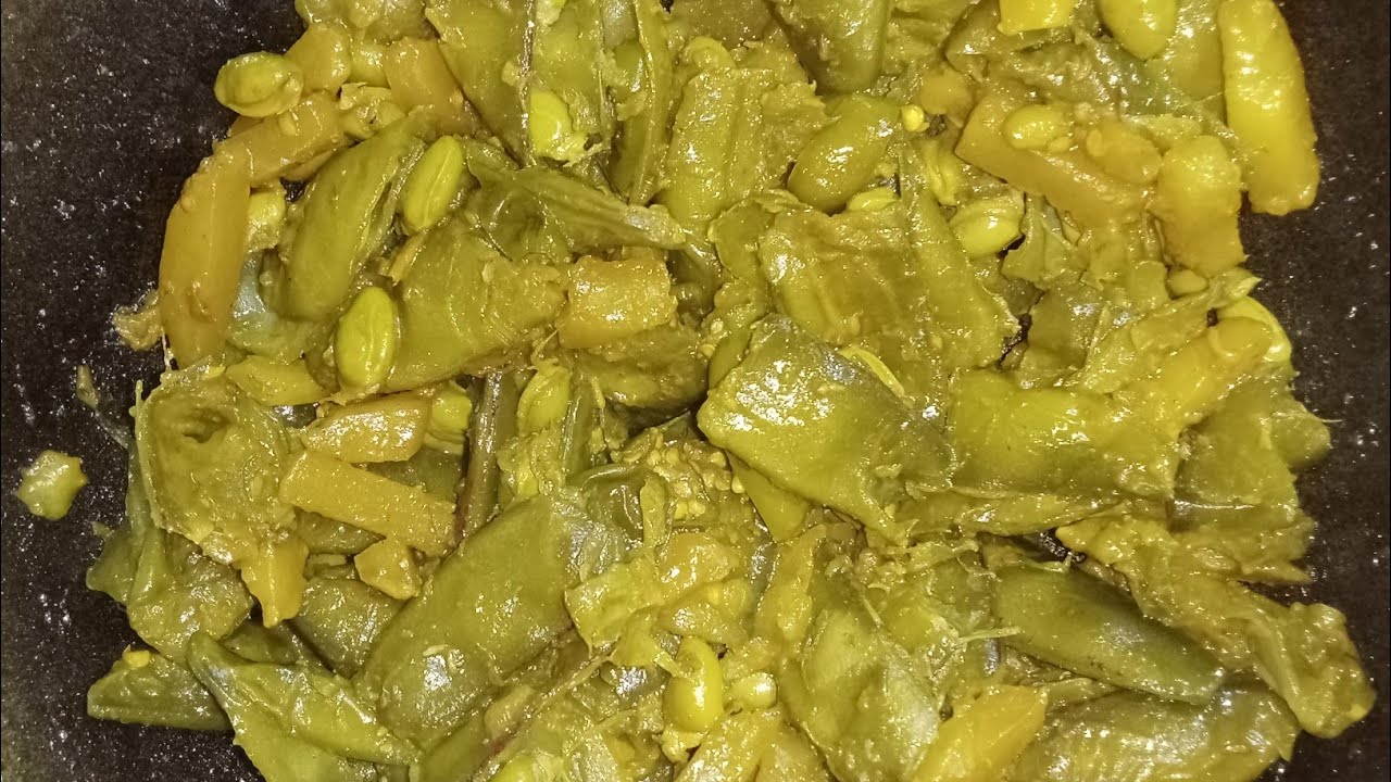ছিম আলু চচ্চড়ি রান্না।#Maria's Aanchol and touch #food #bengalicooking #cooking #recipe#chim 