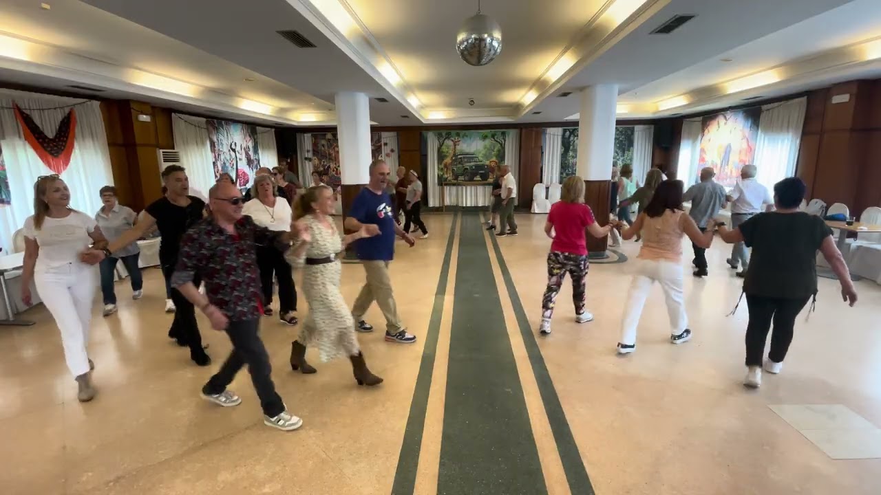 Rueda de 3  -  I`LL TE ME MA  -   Baile Country  -  Hotel Soraya (Suances)