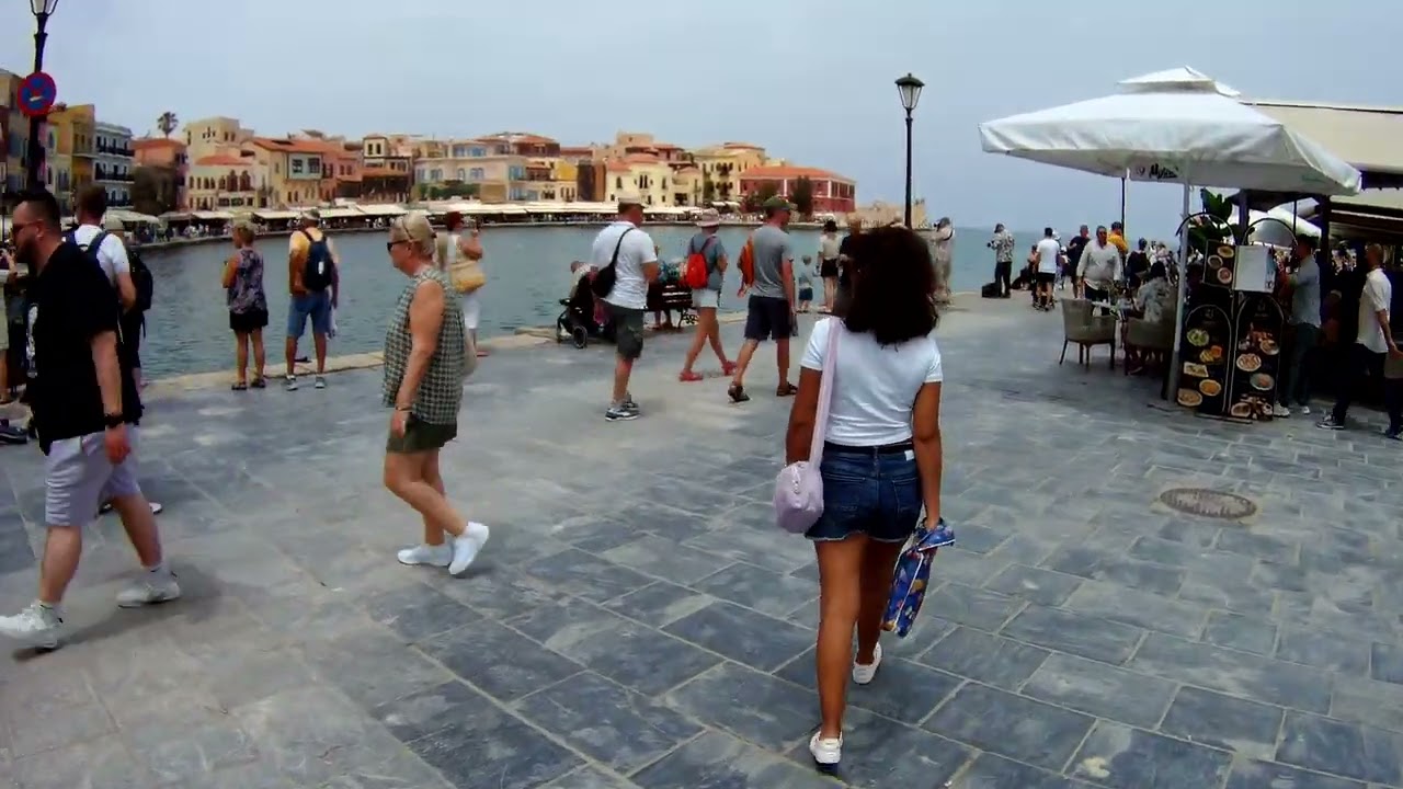 PROMENADE SUR LE VIEUX PORT V&Eacute;NITIEN DE LA CAN&Eacute;E 👉 UN LIEU FASCINANT 🇬🇷 CR&Egrave;TE