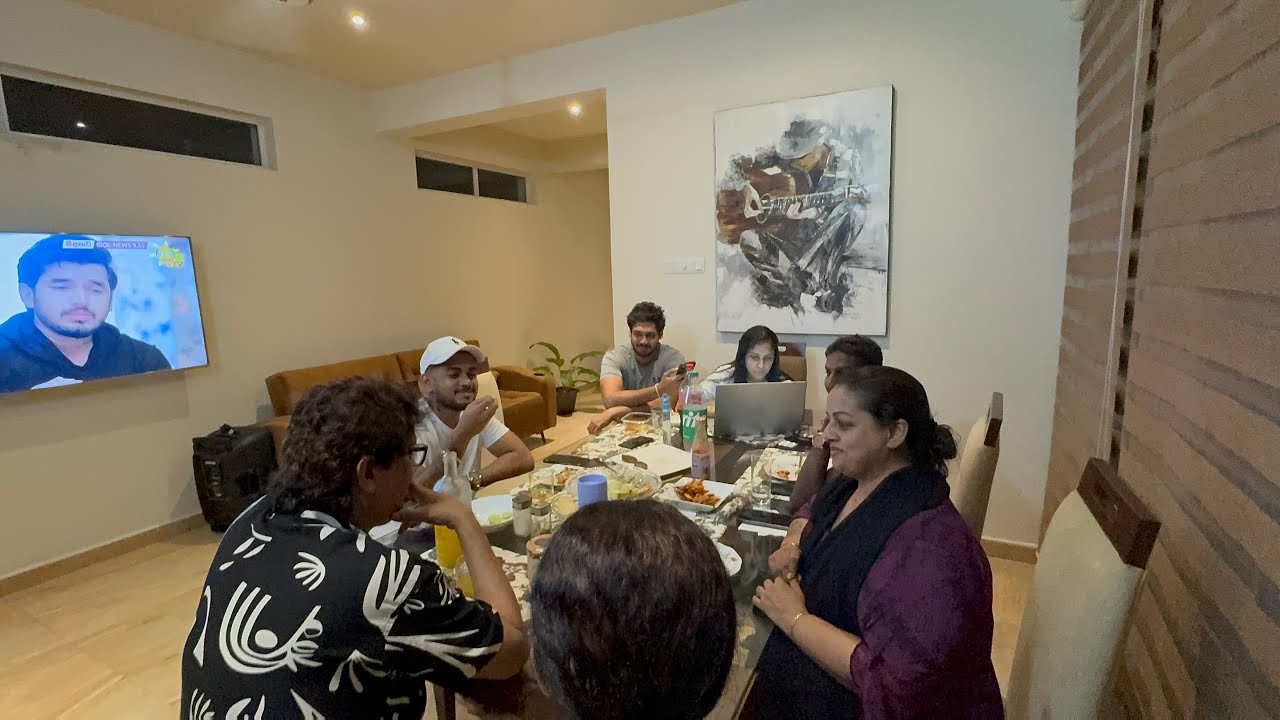 Family Time සිනා සිසී...අපි ඉමු | w/@SamithaMudunkotuwa @DehamiAndShanal