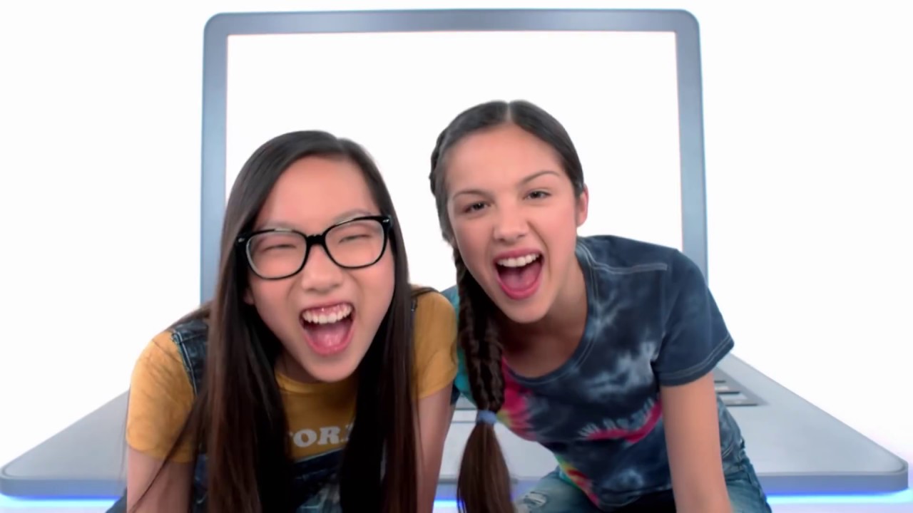 Générique | Frankie & Paige | Disney Channel BE