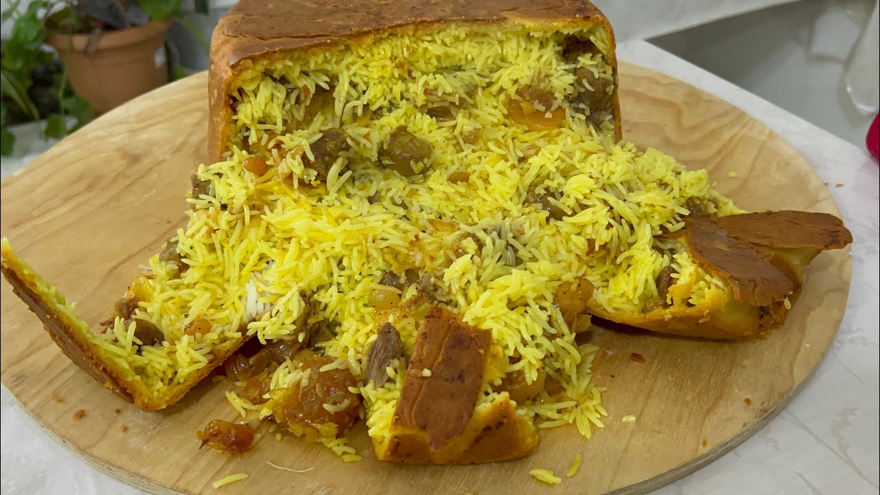 Şah Plov novruz çərşənbəsinin ən sevilən yeməyi. Шах-плов