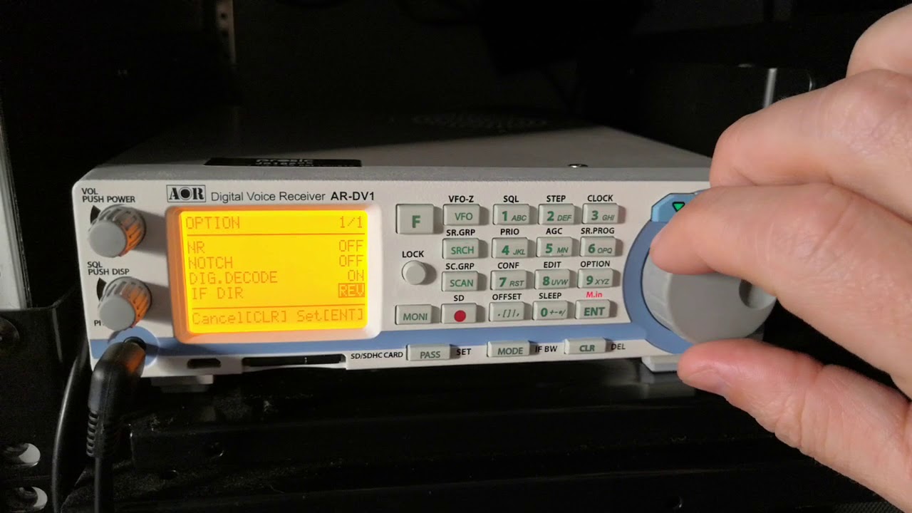Comment utiliser un AOR AR-DV1 en FI 10.7 MHz avec un Icom IC-R8600