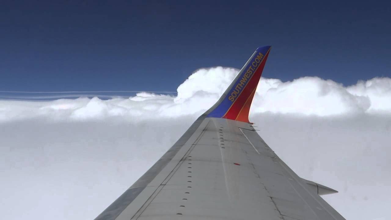 Southwest Airlines Boeing 737-300WL Takeoff and Landing MCI-SAN