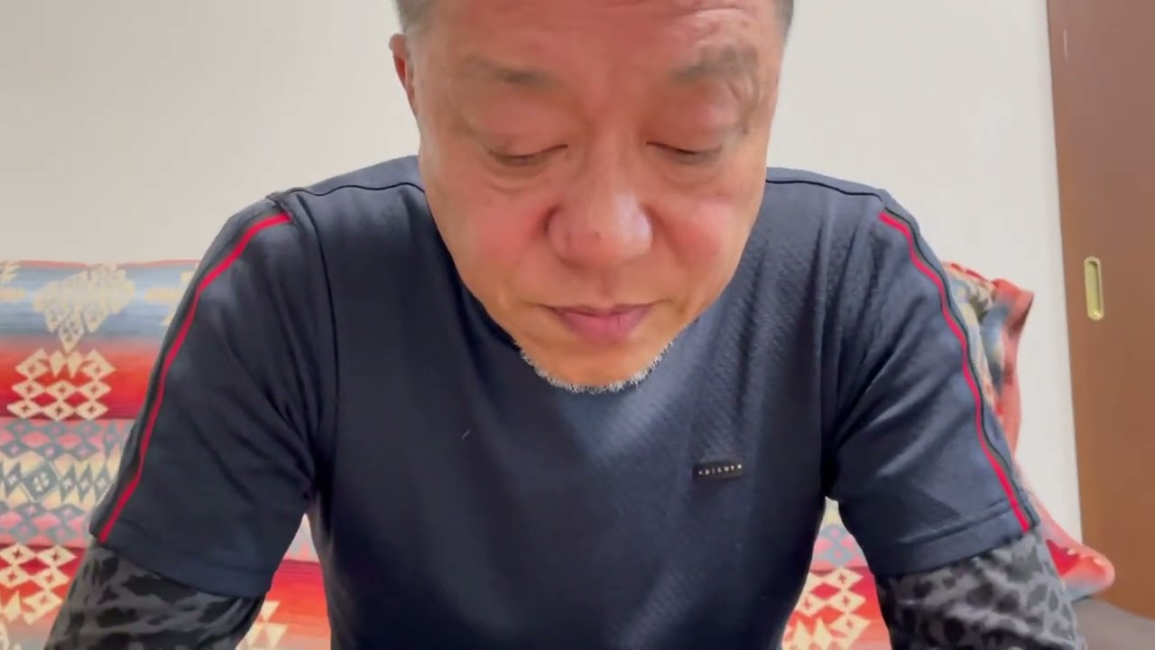 指先を切った時のバンドエイドの貼り方