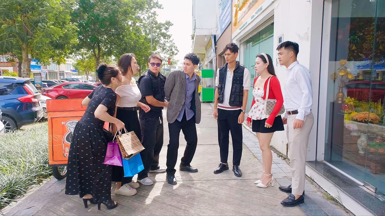 Bị Chồng Cùng Nhân Tình Tráo Mất Con Và Tống Vào Tù, Nữ Chủ Tịch Trùng Sinh Báo Thù Và Cái Kết-T1840