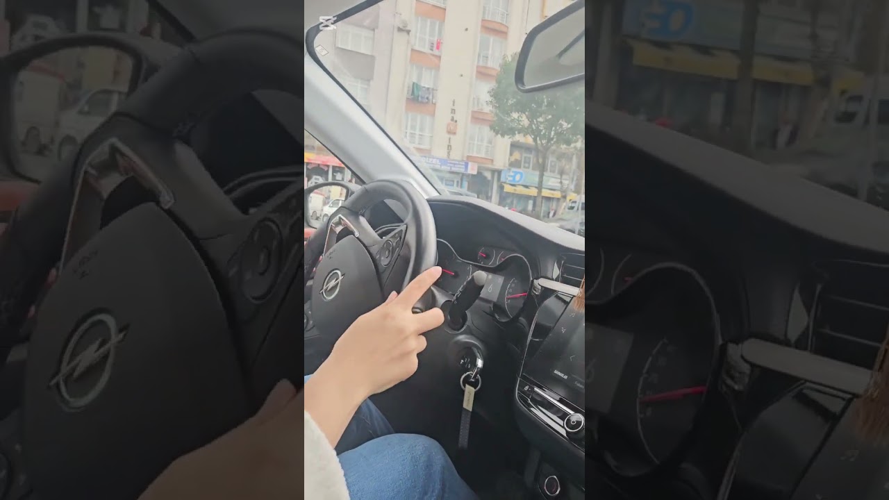 Şehir içi trafiğindeyiz.