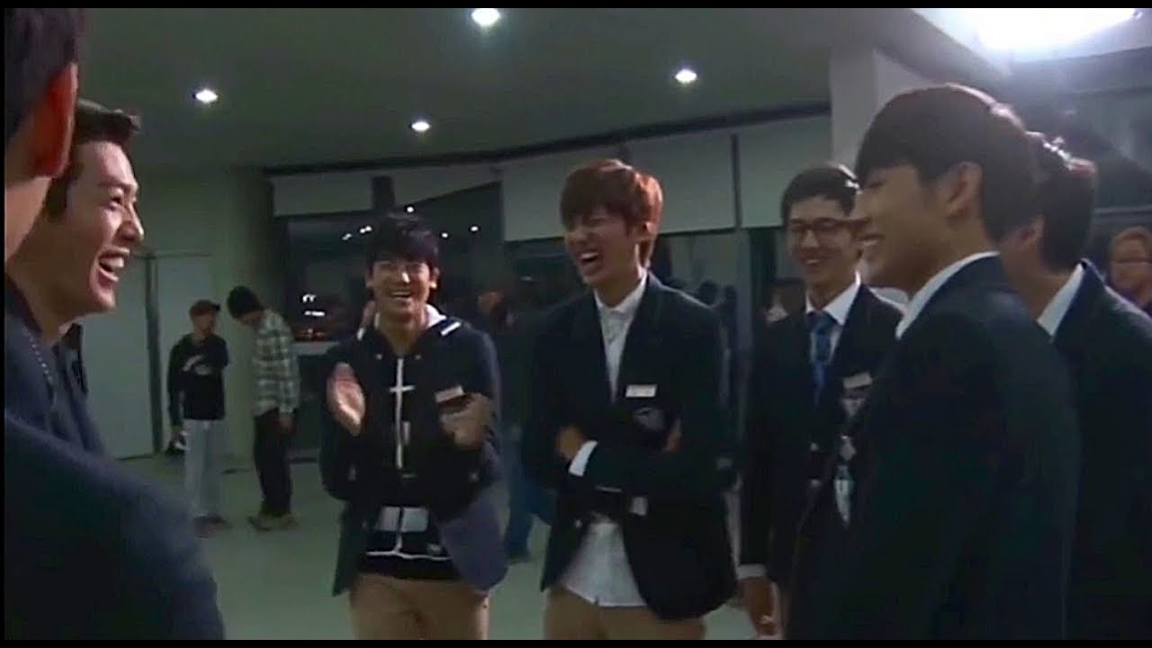 Some Kang Ha Neul Cuts - 'The Heirs' behind the scenes (상속자들 강하늘)