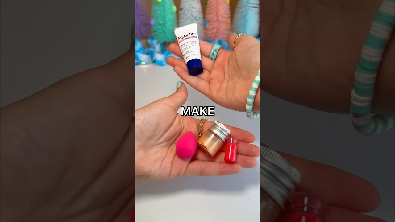 Making MINI MAKEUP! 😱💄🪞 *back to school hack*