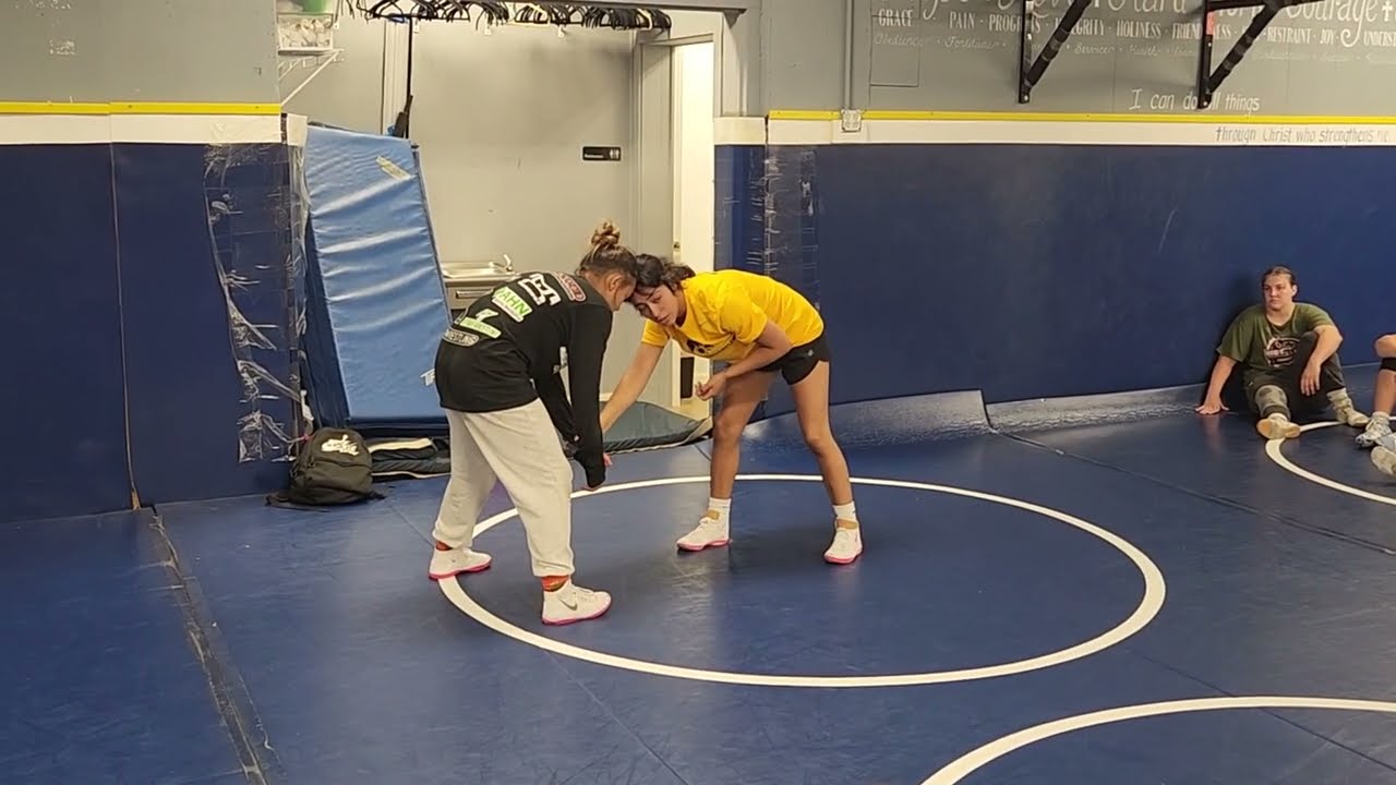 Reattack off of opponents shot in wrestling