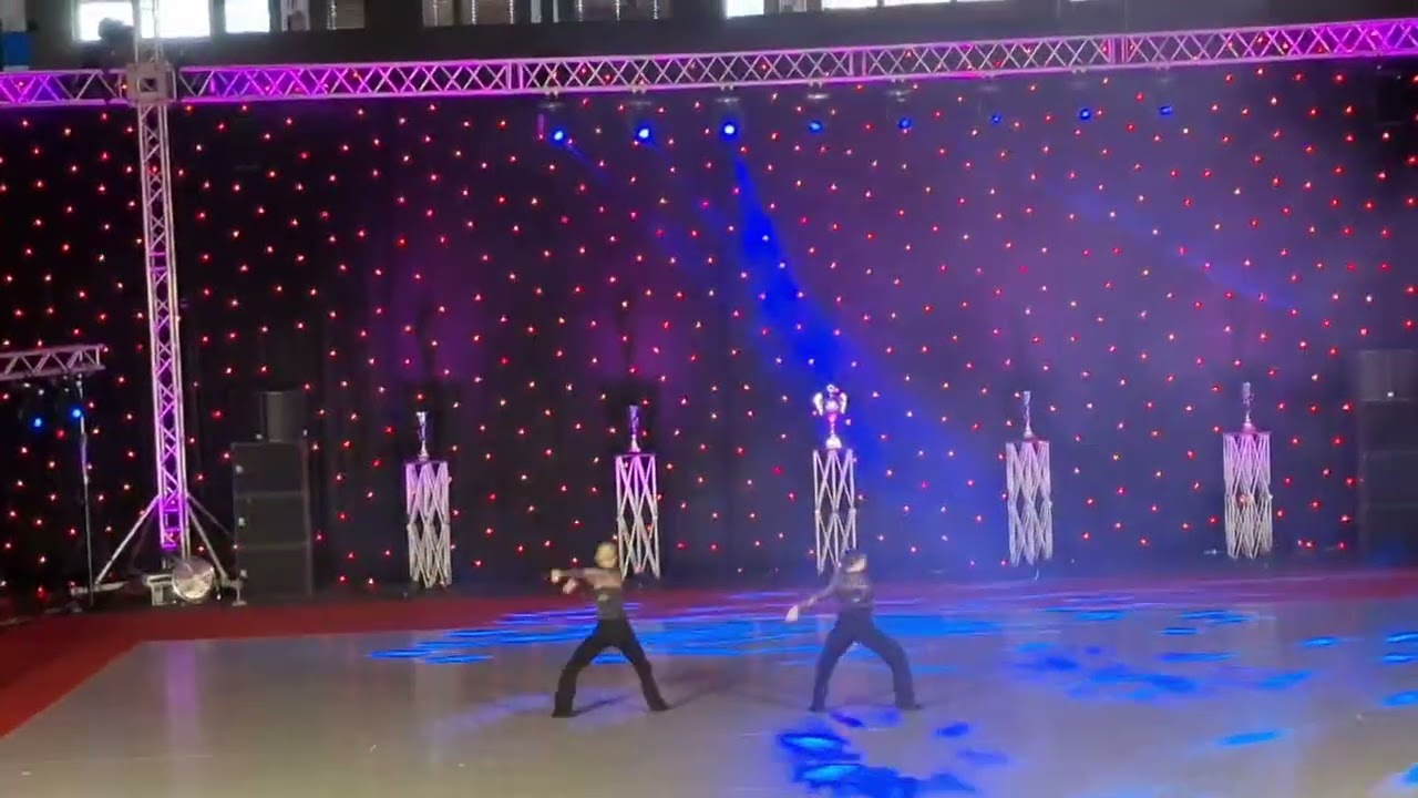 Plesni center ADC -Modern duo Amelie in Danaja- Colors of feelings- Ultimate dance competition