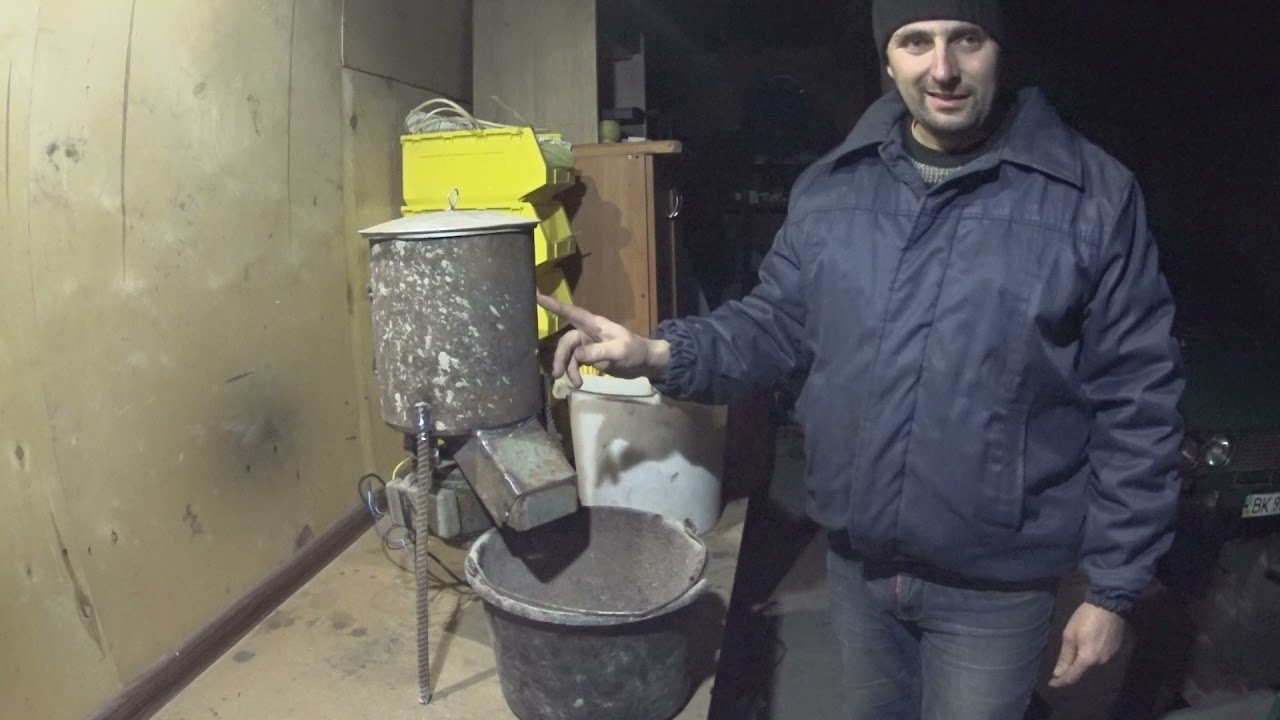 Кукурудзолущилка з металолому