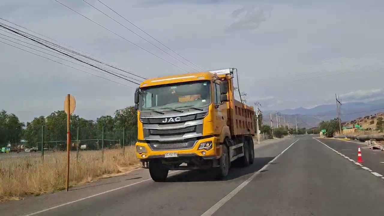 Ruta hacia Farellones  1 Entre Til Til y Quilapilún