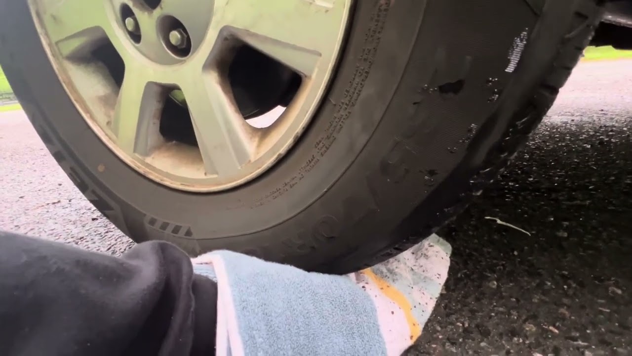 3 girls crush my hand with car