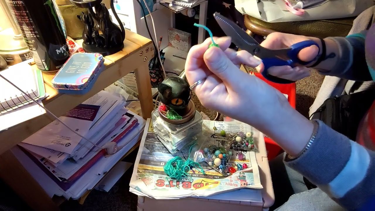 Glasses lens glass cleaning wipes container vertical space project. Let's Arts & Crafts Together! 