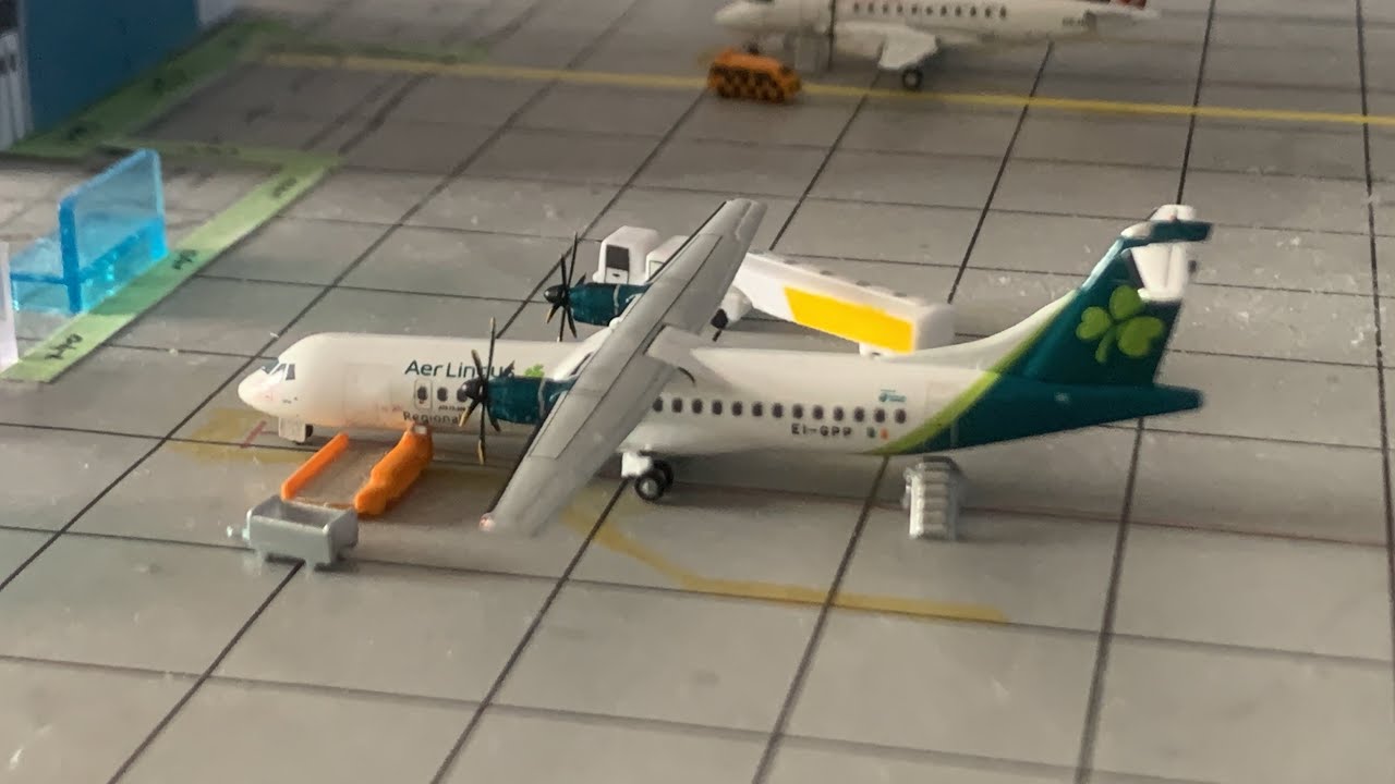Late Afternoon Rush - 1:400 GeminiJets UK model airport update