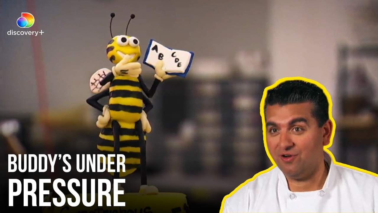 Big Cakes, Bigger Family Drama at Carlo&rsquo;s Bakery | Cake Boss S5 | discovery+ India