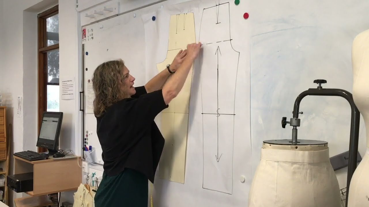 Trouser with Pleats - L5 Drafting Sample