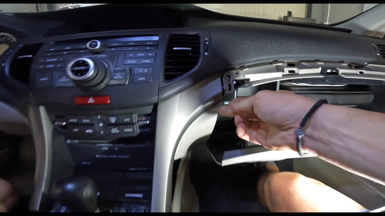 Honda Accord VIII 2007-2012 How To Remove Radio / Climate Removal Step By Step