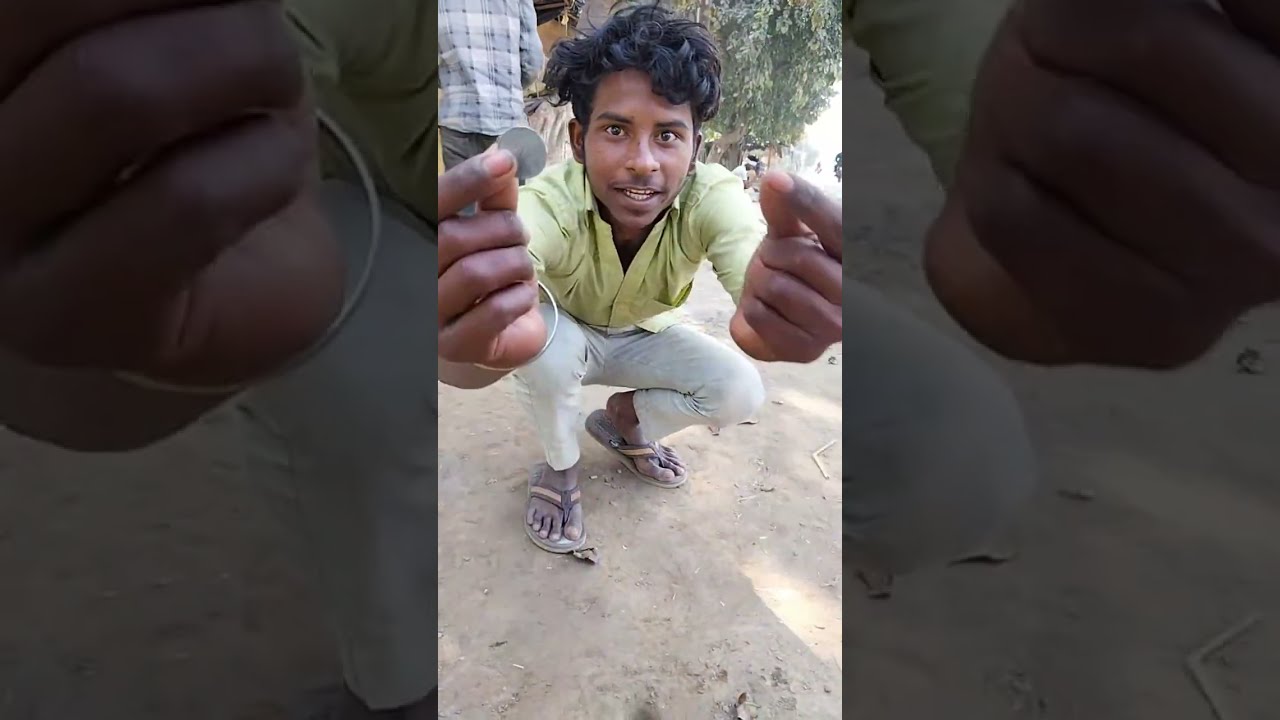गाँव की गुच्छों खेल पैसा ही पैसा