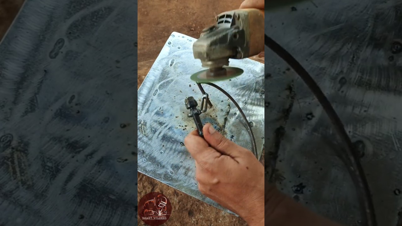 Creative welding!! scrap metal art #shortvideo #welding #weldart