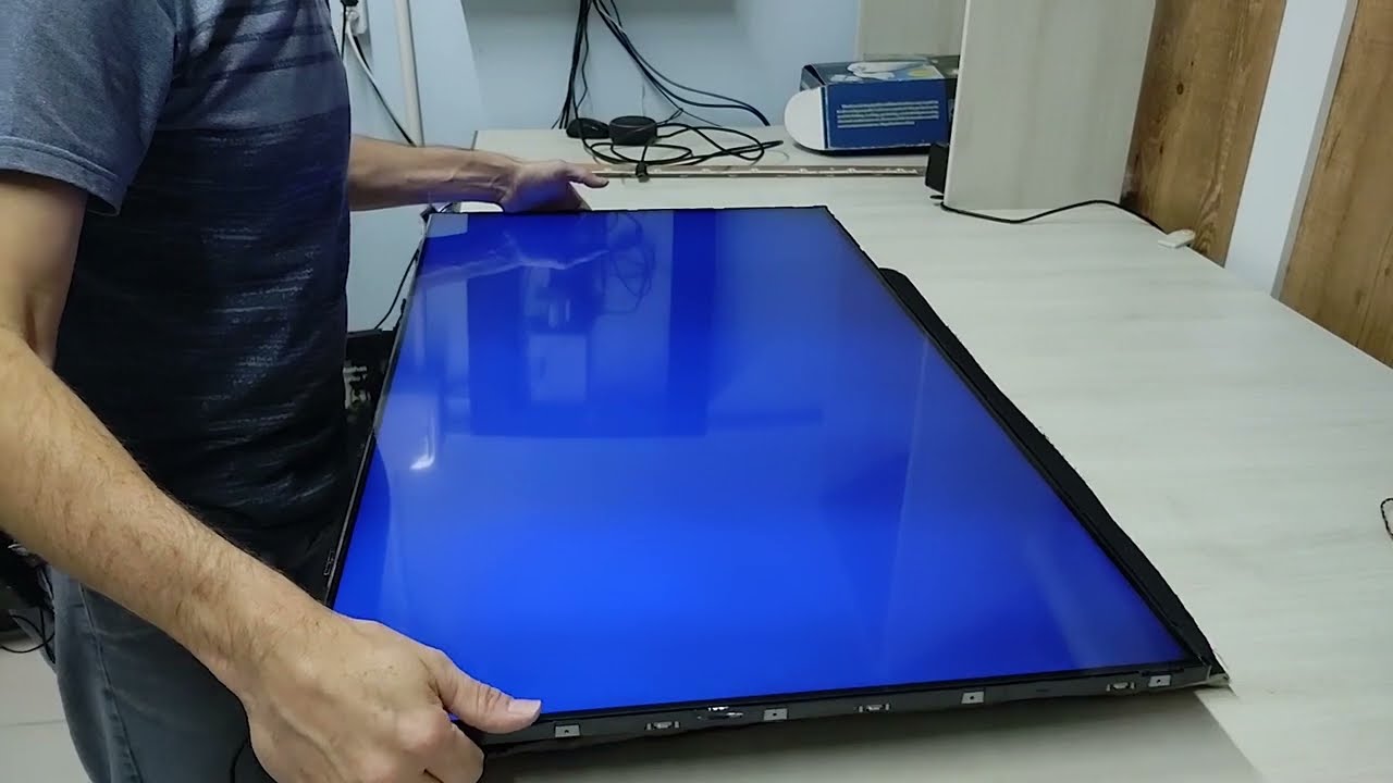 As Manhas -TV Philips linha 5000 troca das Barras de de LED